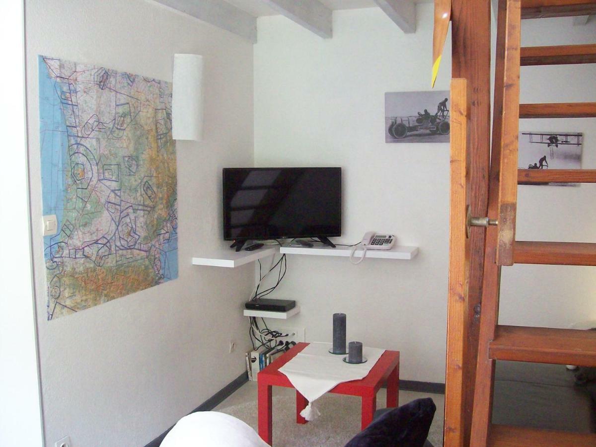 Appartements Les Remparts D'Alienor Poitiers Bagian luar foto